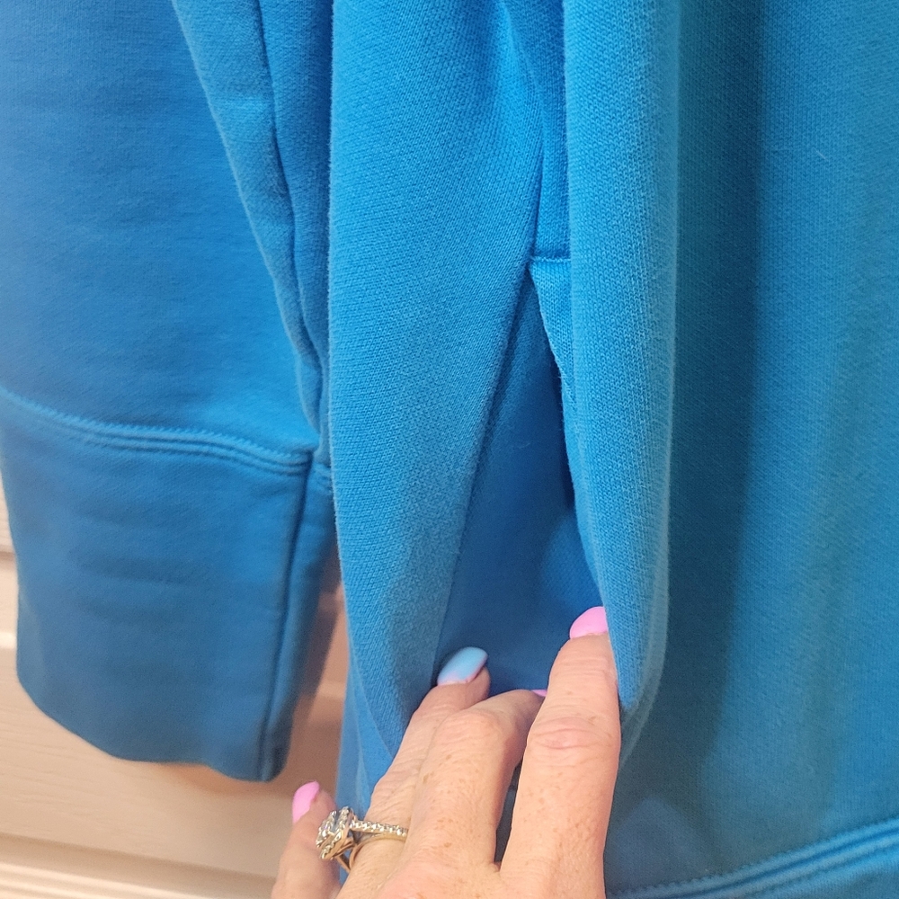 Puma Sweater - Picture 4 of 4